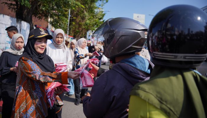 Jelang 17 Agustus, 10 Ribu Merah Putih Disebar di Bandar Lampung