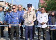 Bupati Egi Ajak Warga Jaga Infrastruktur Usai Resmikan Dua Ruas Jalan di Ketapang
