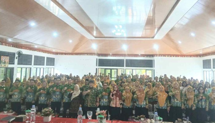 Disdikbud Bandar Lampung Dorong Budaya Bahasa Inggris di Sekolah & Apresiasi GTK Berprestasi