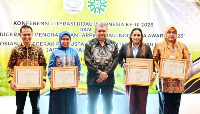 Dua Piala Hijau Dibawa Pulang, Unila Raih Penghargaan Nasional